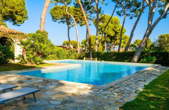 Villa 'Provenzale Clos De Minerve' with Private Pool, Private Terrace, and Wi-Fi