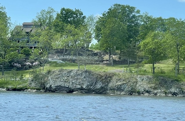 Villa Riveranda Hudson Lighthouse 147