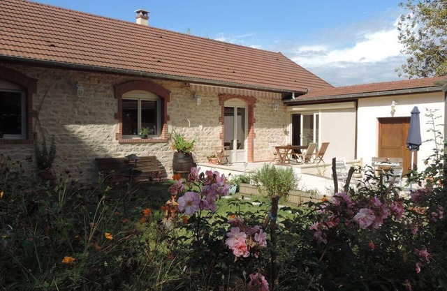 Villa Roland in Burgundy 125m2 4 stars