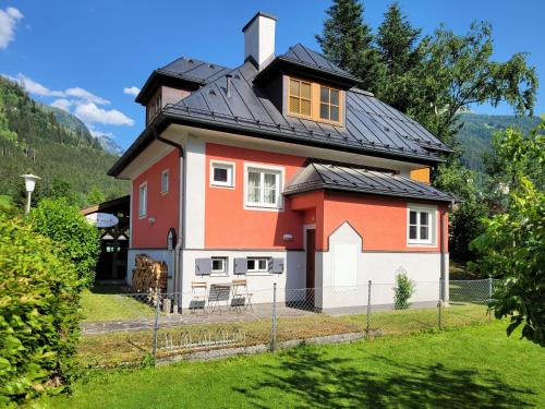 Villa Schnuck - das rote Ferienhaus