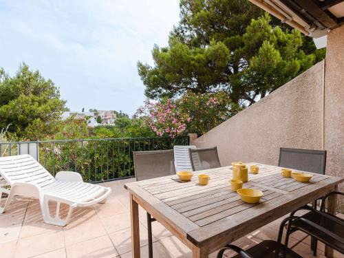 Villa T3 Mezzanine avec Piscine, Terrasse et Parking Privé, 5 min de la Plage - Narbonne - FR-1-409-37