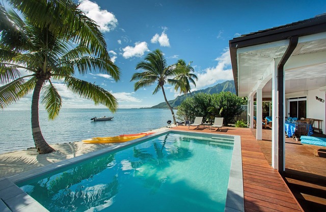 Villa TEPOE, accès direct au lagon avec piscine et plage
