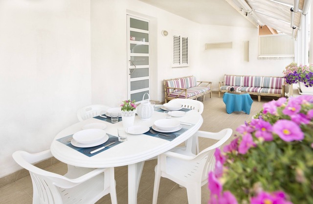 Villa Torre is located just a few minutes away from Punta Secc