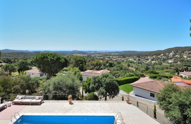 Villa Torre Cal Sada (10 pers) with panoramic sea views