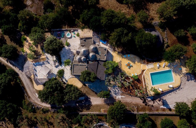 Villa 'Trulli Of Stars' with Private Pool, Wi-Fi and Air Conditioning