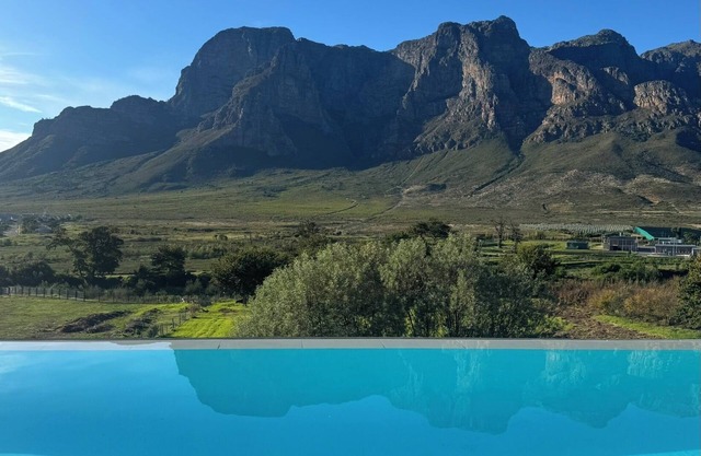 Villa Verde, farm stay in the Cape Winelands with views for days.