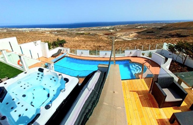 Villa Vista Mar Ii, sea views, 600Mbit Dsl, 280 sqm, whirlpool, gaming room mm