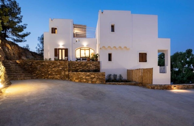 Villa with majestic views in Lakki, Leros (Portolago)