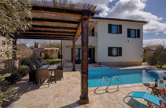 Villa with pool, garden, sea view - TRAVELER Reiseburo Krk - ID 2201