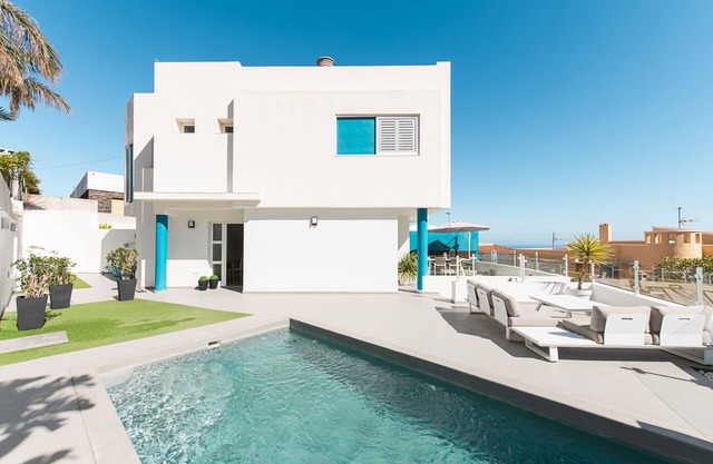 Villa with pool in Tabaiba by Alterhome