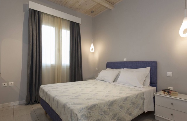 Villa With Private Pool And Panoramic Sea Views