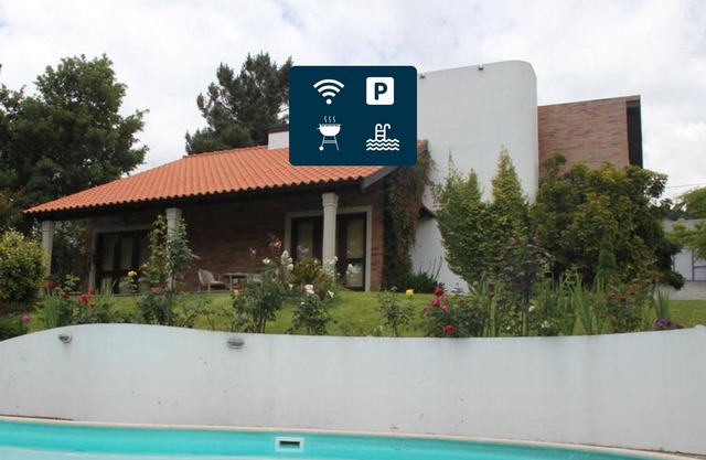 Villa with private pool in Resende, by iZibookings