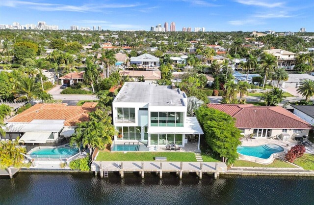 Villa Wren | Waterfront Modern Luxury in Wilton Manors