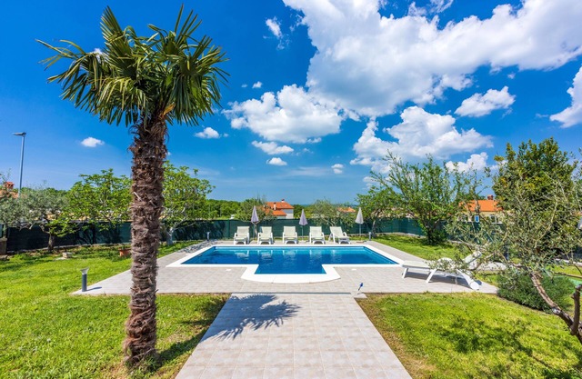 Villa Zelena Oaza (V9071-K1) - Labin