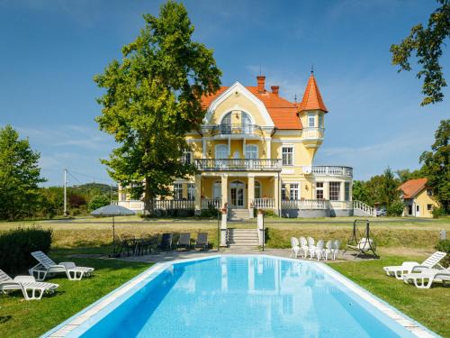 Villa Zichy by Interhome