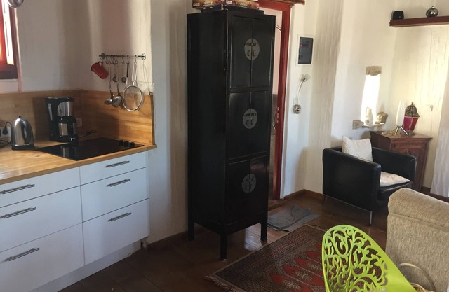 Villa Zoe, a charming island house with fantastic lounge terrace.