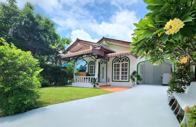 Village Beach House II