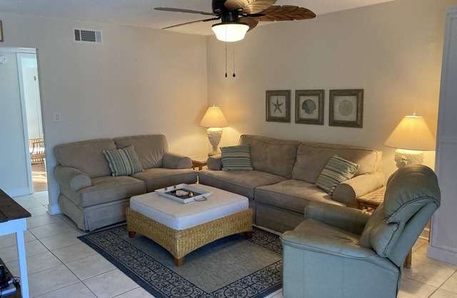Villas on the Gulf. Pool view and Only 3 Min Walk To The Beach