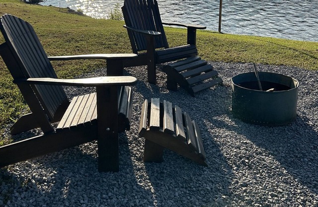 Vintage~Vibe Fish Camp @ Lake Martin! 🎣