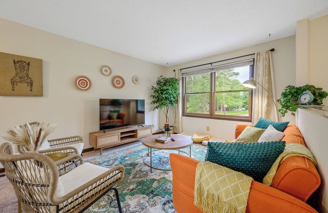 Vintage - Vibes in marvelous Raleigh