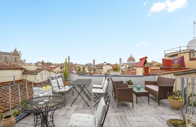 Virgilio - Sweet Dreams in Florence