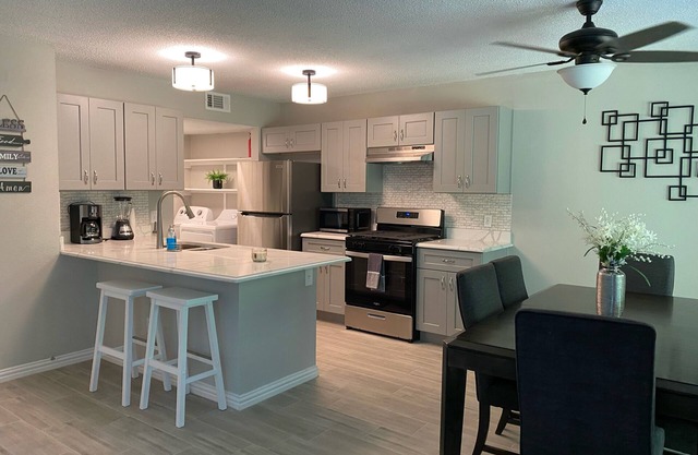Visiting Austin TX? Come and unwind at this newly renovated home with family