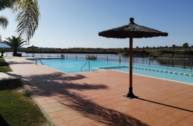 Vista al Lago by Cosy