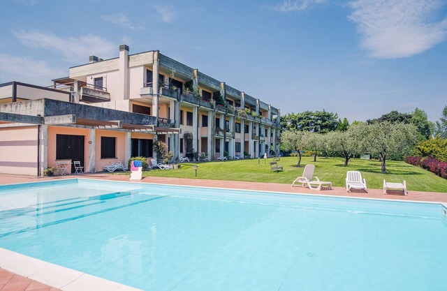 Vista Lago Apartment