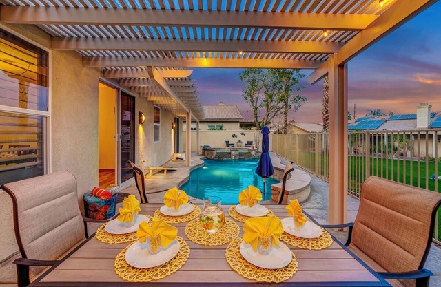 Viva Coachella 3bd/3ba Pool, Spa, & Game Room Near Festivals and More