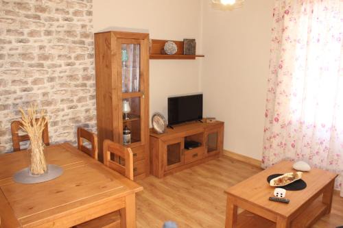 VIVIENDA DE USO TURISTICO El Jabalon
