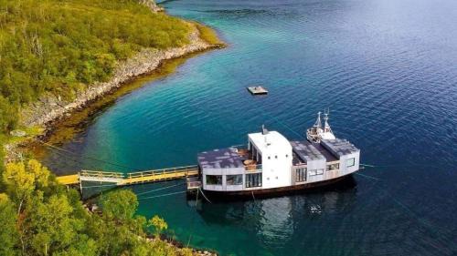 Volda Floating Home