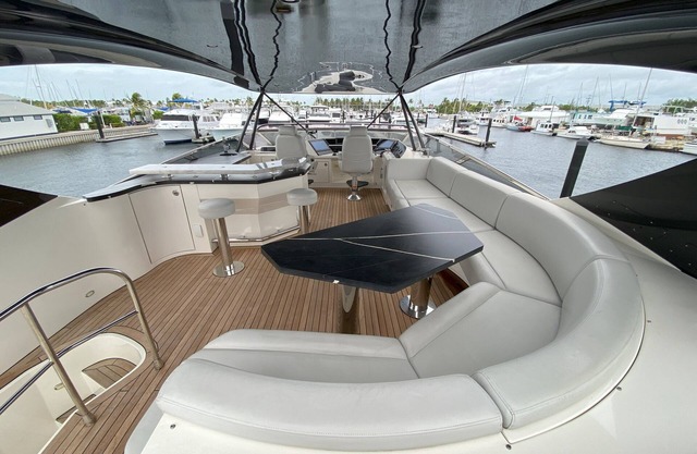 VRBO Elite 72' Luxury Motor Yacht
