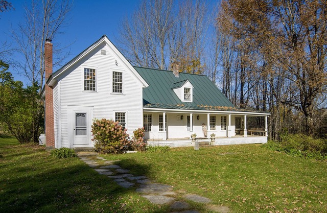 VT Farmhouse with Private Meadow & Pond!