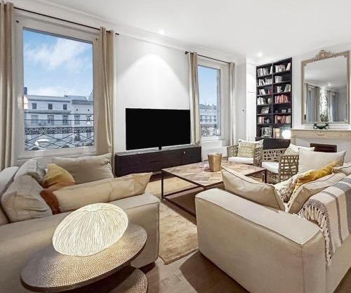 Vue Canal, 3 Suites & Double Salon