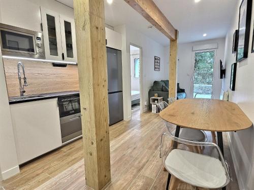 Vue Rivière, Élégant T2, Neuf, Terrasse, RDC