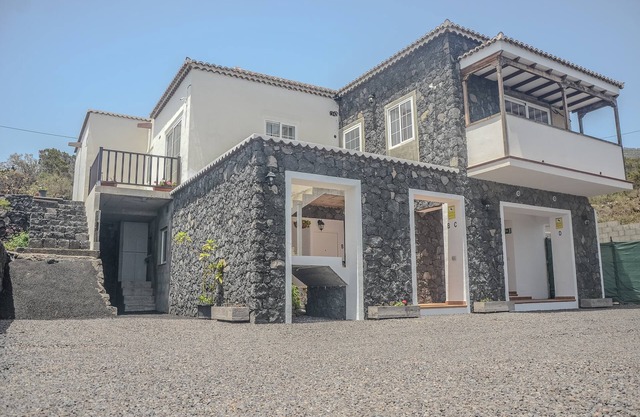 VV ISLAVERDE ideal for relaxing and spending pleasant days in a rural environment.