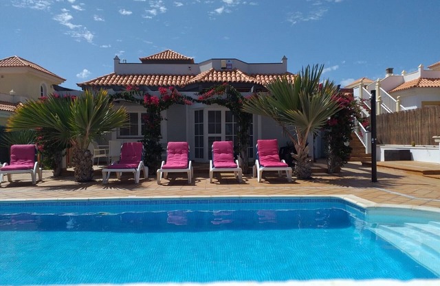 VV Licensed Detached Villa Rochelle with Large Heated Pool, 4 bed, 2 bath