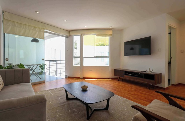 w* | Modern and Cozy 3BR in Barranco
