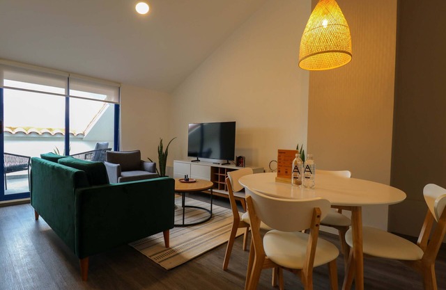 w* | Stunpedous 2BR w/Perfect Balcony in Cusco