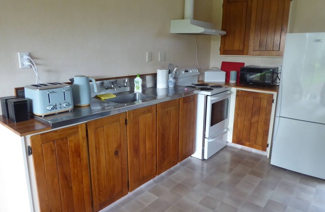 Wake to birdsong and smell the flowers at Rose Cottage .