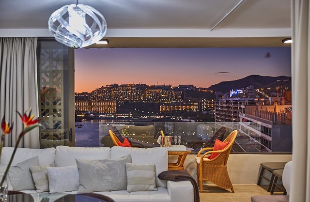 Wake up to Gorgeous Ocean Views from this Chic Apartment