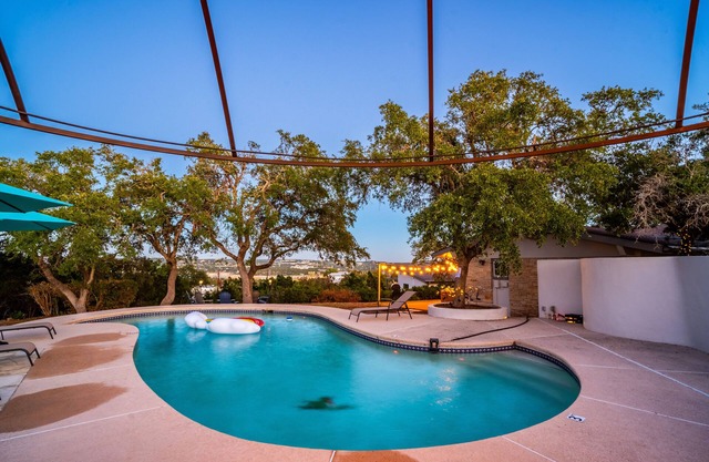Wake up to Lakeview Bliss:Sunrise & Serenity Await