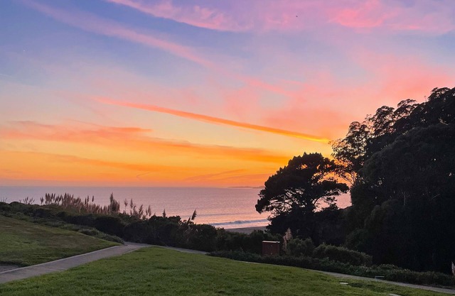 Walk to beach & heated pools @ renovated ocean-view Seascape Resort Villa