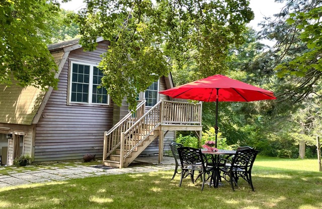 Walk to Beach! Modern Carriage House - Near Town - Deck, Fire Pit & Grassy Lawn