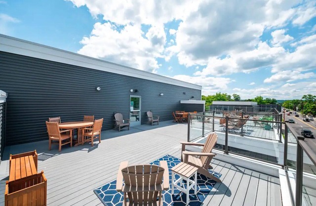 Walk to downtown T.C. New 2 Bedroom Condo!