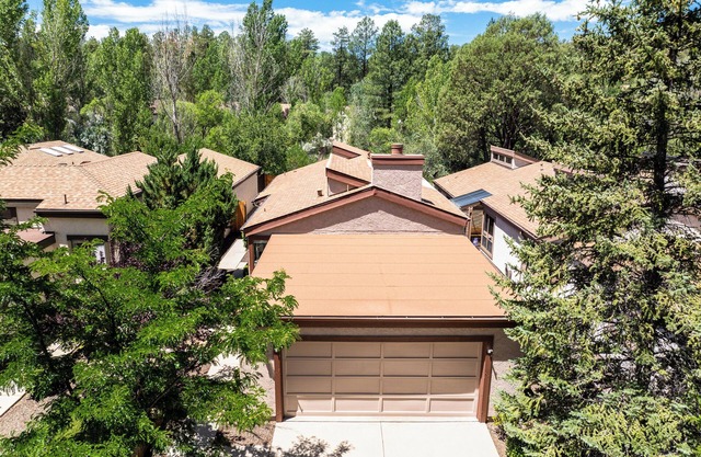 Walk to Trails, Pool, Tennis, Pickleball, 2-Car Garage, A/C, Fenced Backyard