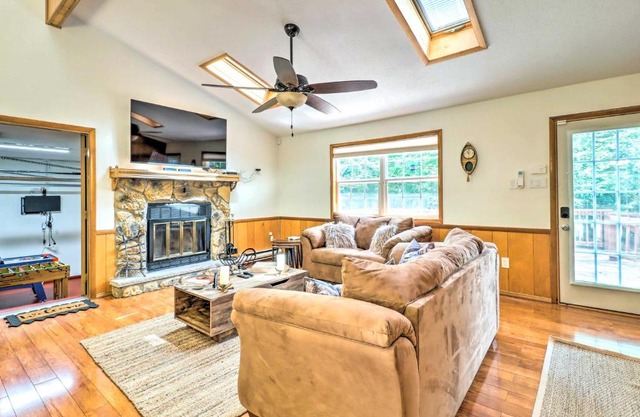 Walk to Wolf Run Lake Cottage with Furnished Deck