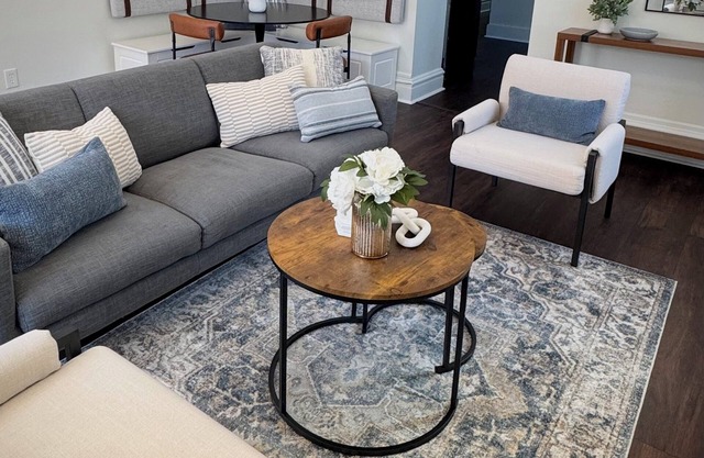 Walking distance to Historic Main Street, St. Charles, MO