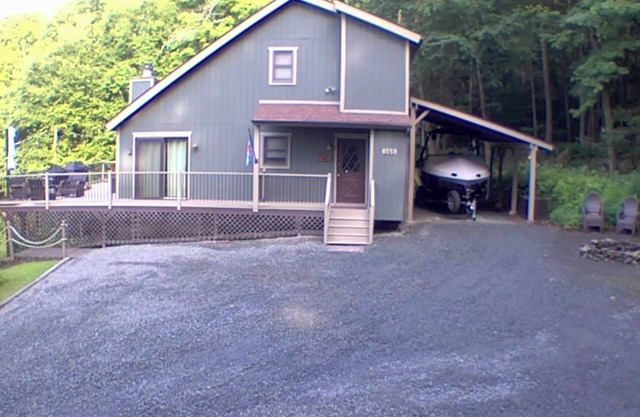 Wallenpaupack House with private dock!