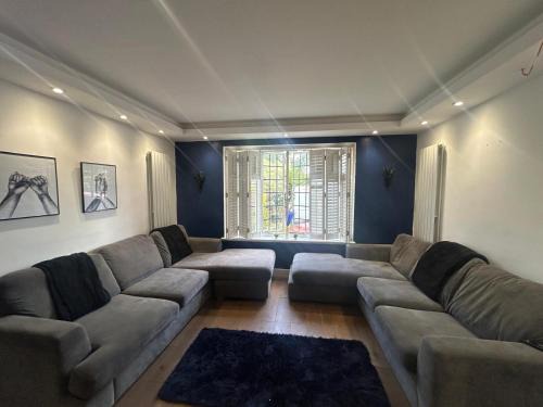 Wandworth, South London Deluxe King Room 2